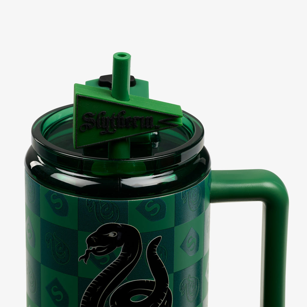 HARRY POTTER HOGWARTS™ House 32 Oz Travel Mug