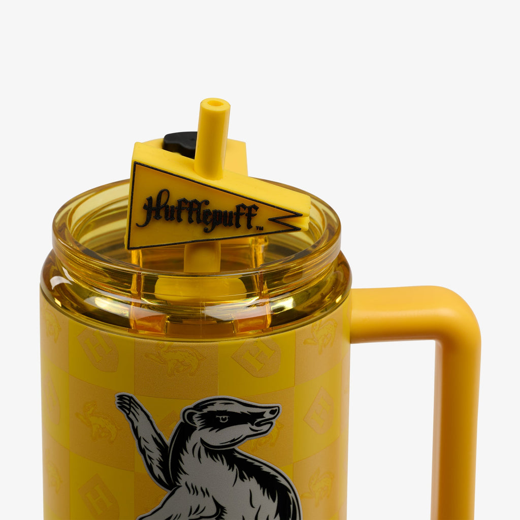 HARRY POTTER HOGWARTS™ House 32 Oz Travel Mug